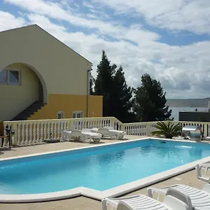 8 Nur 200 M Bis Zum Apartment Seline