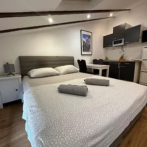 In The Heart Of Apartment Pula